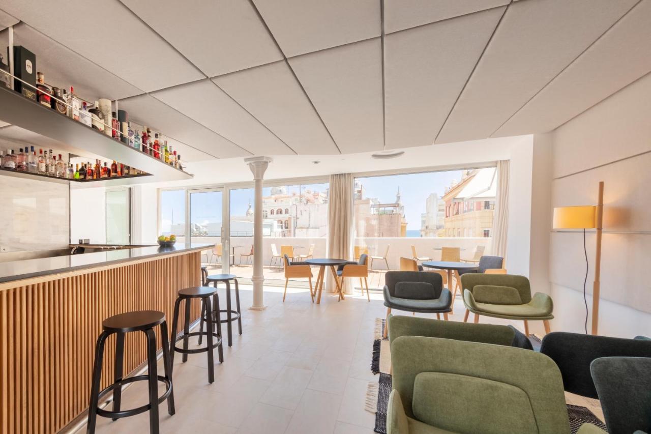 Eurostars Portico لقنت المظهر الخارجي الصورة The Sky Bar