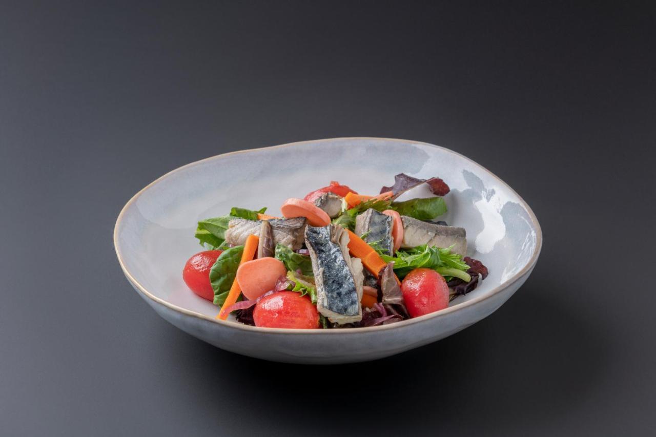 Eurostars Portico لقنت المظهر الخارجي الصورة A salad with sardines