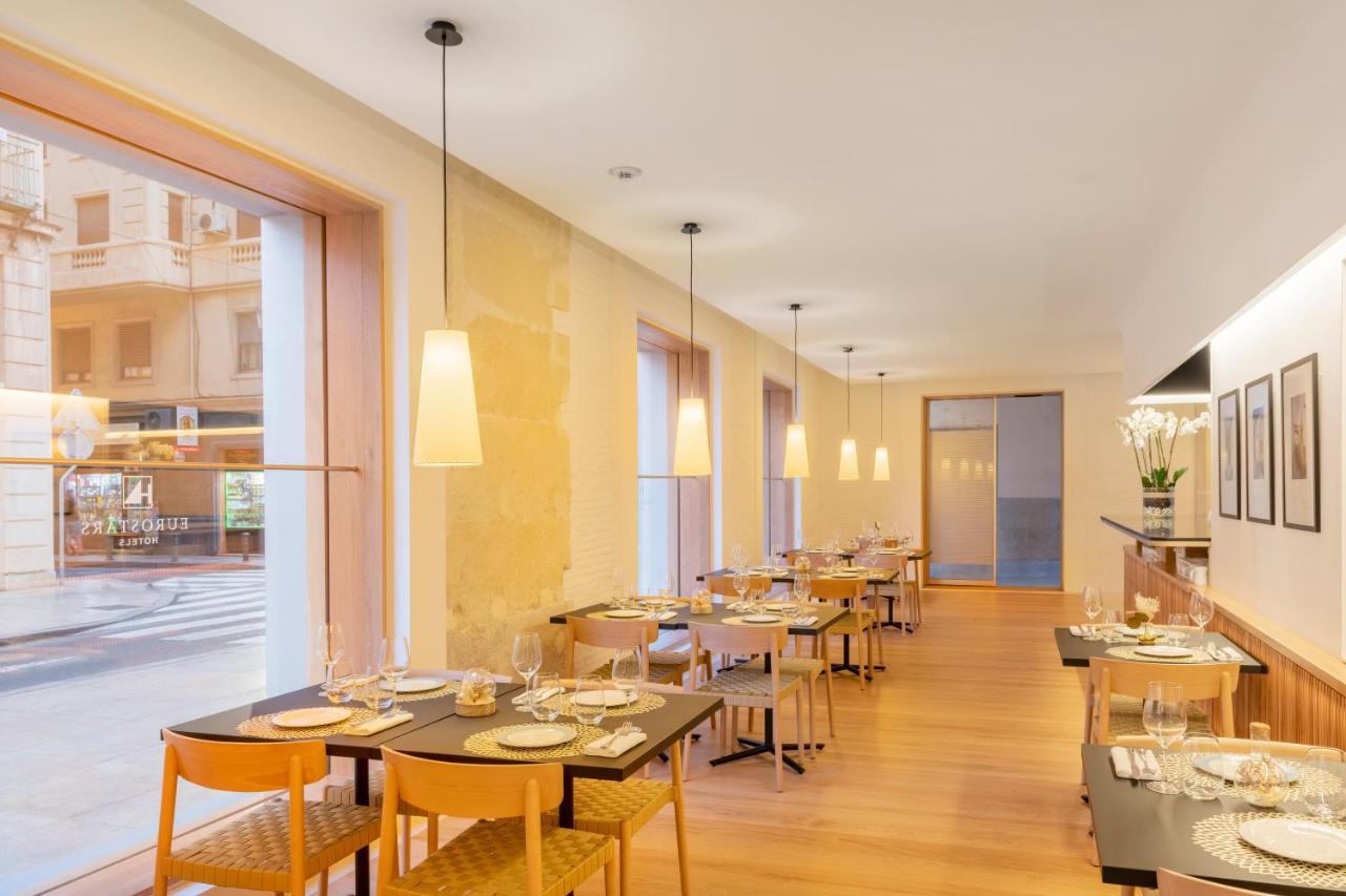 Eurostars Portico لقنت المظهر الخارجي الصورة Restaurant