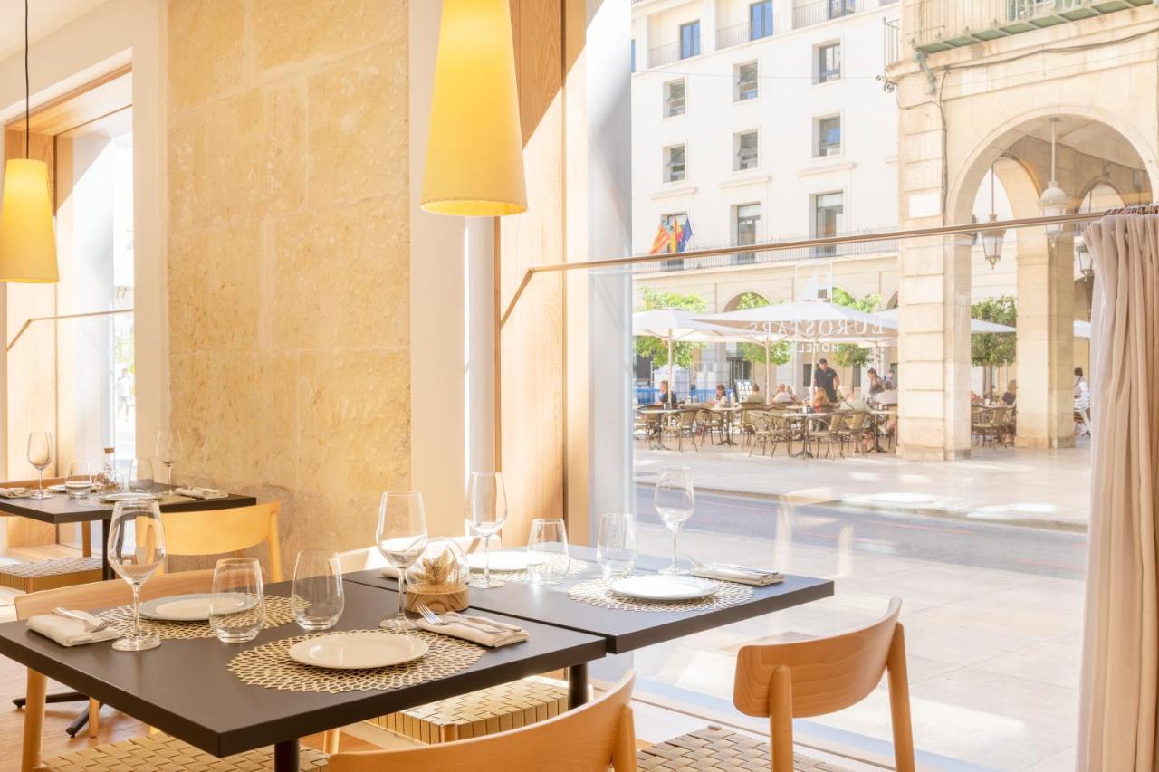 Eurostars Portico لقنت المظهر الخارجي الصورة Restaurant interior